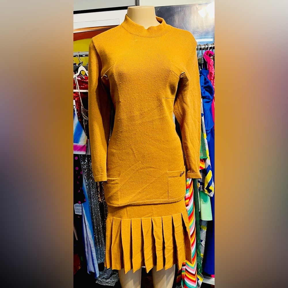 St John Knit Brown Skirt Set